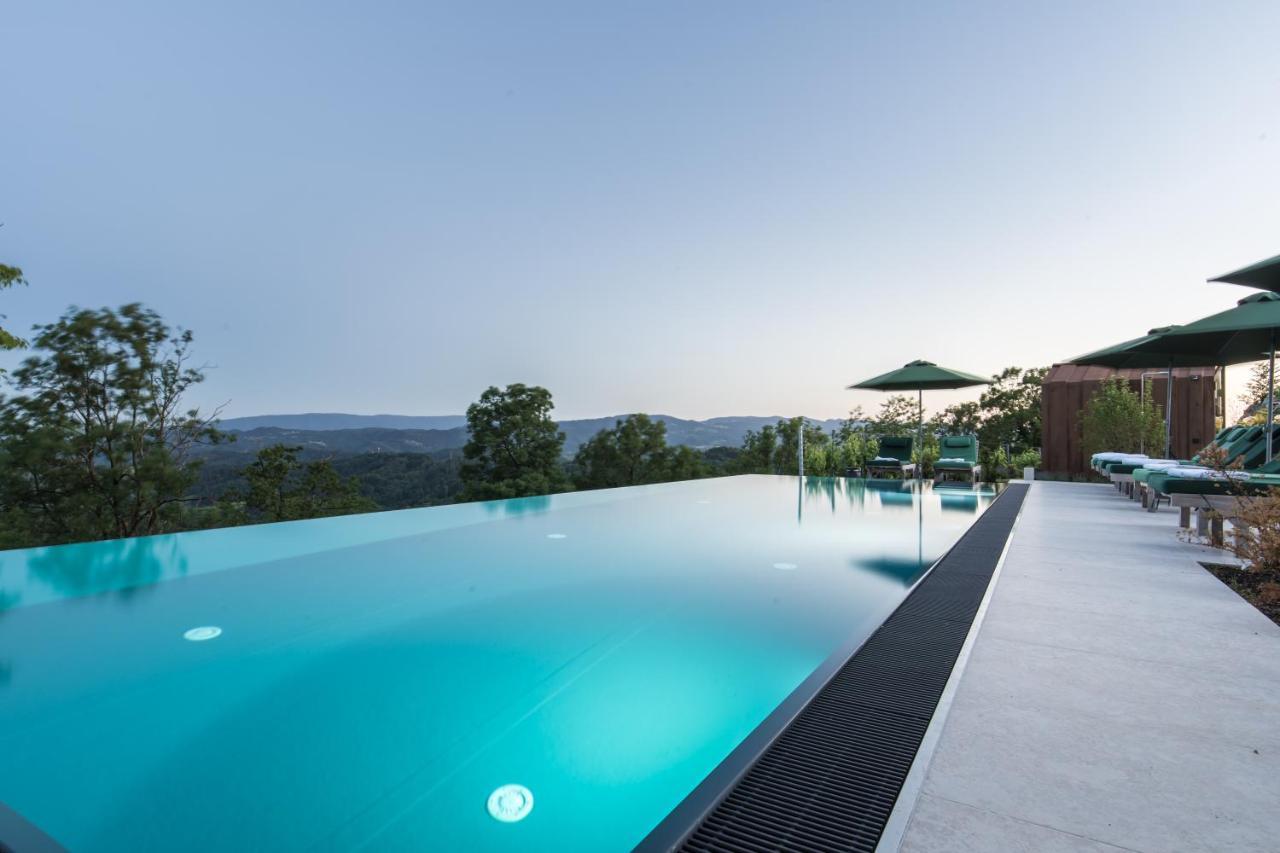 Winzarei, Weingut Tement Villa Berghausen Dış mekan fotoğraf