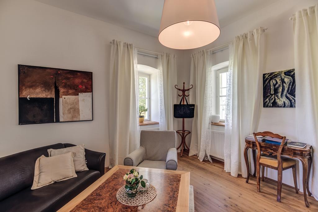 Winzarei, Weingut Tement Villa Berghausen Dış mekan fotoğraf
